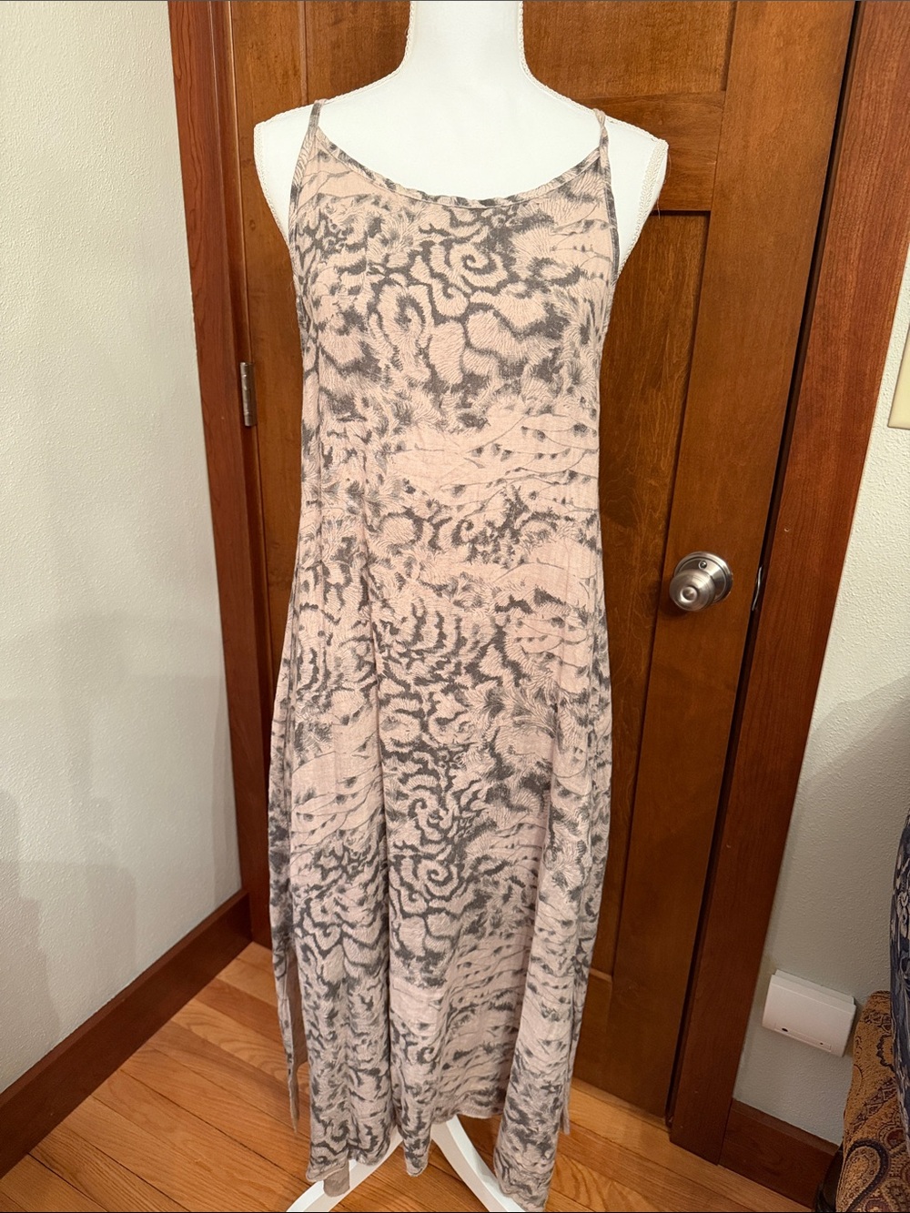 Women’s Linen Dress